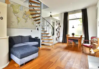67m2 maison à louer pour 1200€/mois à Zoetestraat, Haarlem