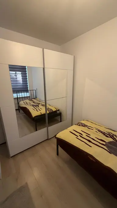15m2 Chambre à louer pour 1200€/mois à Joost van Geelstraat, Rotterdam