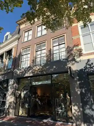 59m2 Wohnung zur Miete für 1475€/Monat in Bagijnesteeg 3, Leeuwarden
