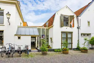 85m2 maison à louer pour 2350€/mois à Muurhuizen 36, Amersfoort