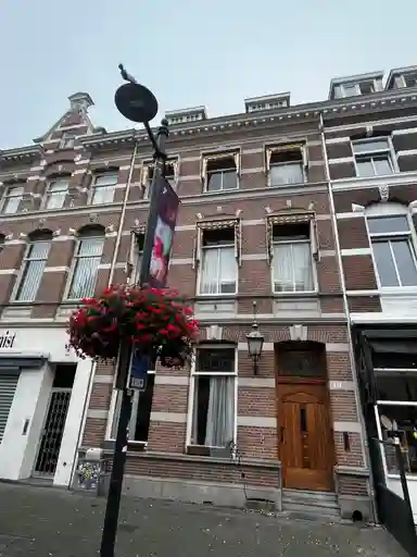 21.8m2 Chambre à louer pour 664.03€/mois à Willemstraat, Breda