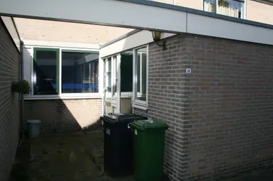 72m2 house to rent for 932.93€/month in Uitterlier 28, De Lier