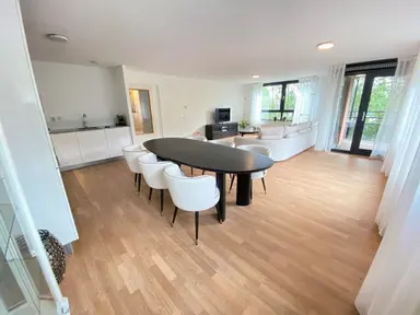 100μ² Διαμέρισμα προς ενοικίαση για 2900€/μήνα σε Fluweelboomlaan 33, Amstelveen