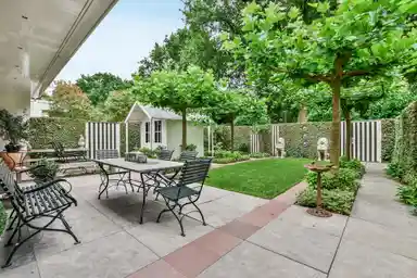 212μ² μονοκατοικία προς ενοικίαση για 7700€/μήνα σε Cannenburg, Amsterdam