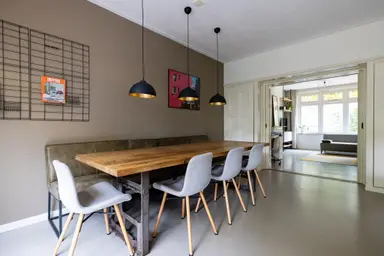 120m2 maison à louer pour 2450€/mois à Bergselaan, Rotterdam