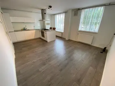 64μ² Διαμέρισμα προς ενοικίαση για 2100€/μήνα σε Alfred Döblinstraat, Amsterdam