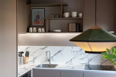 42μ² στούντιο προς ενοικίαση για 2450€/μήνα σε Mauritskade 37, The Hague