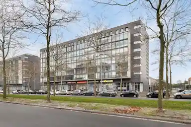 96μ² Διαμέρισμα προς ενοικίαση για 2650€/μήνα σε Laan op Zuid 804, Rotterdam