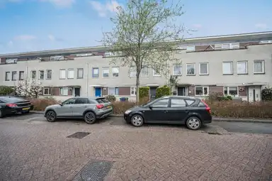135m2 house to rent for 2150€/month in Viscontistraat 66, Almere