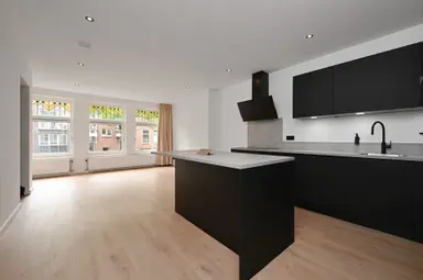 81μ² Διαμέρισμα προς ενοικίαση για 3245€/μήνα σε Kortekade 34B-01, Rotterdam
