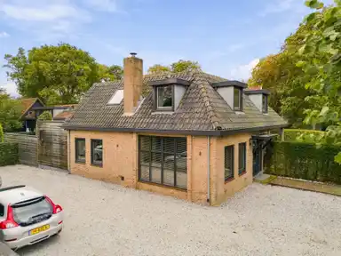 140m2 house to rent for 4000€/month in Loudelsweg 2, Bergen