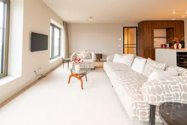 108μ² Διαμέρισμα προς ενοικίαση για 2990€/μήνα σε Oranjeboomstraat 6H, Rotterdam