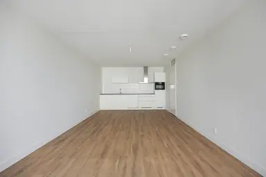 61μ² Διαμέρισμα προς ενοικίαση για 1731€/μήνα σε Elzenhagensingel 282, Amsterdam