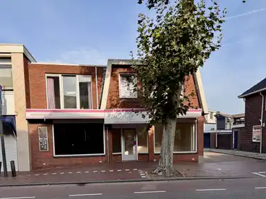 201m2 house to rent for 2950€/month in Ootmarsumsestraat 300, Almelo