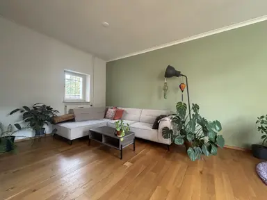 110m2 Appartement à louer pour 1295€/mois à De Mandel, Maastricht