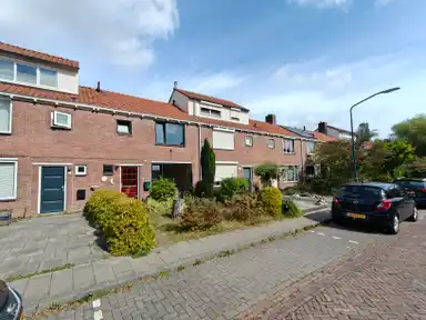 132m2 maison à louer pour 1995€/mois à Ernst Casimirstraat 18, Waalre