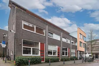 94m2 huis te huur voor 3000€/maand in Nieuwe Doelenstraat, Hilversum