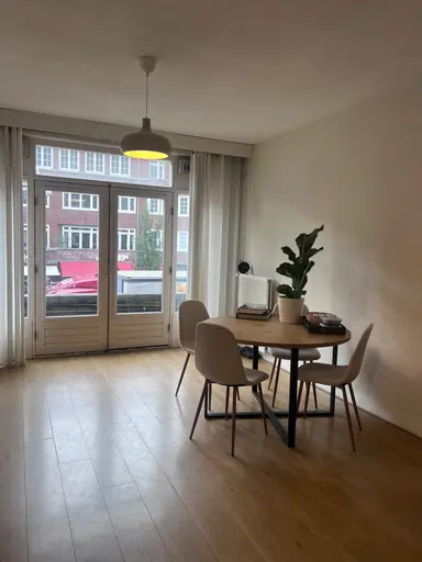 100m2 Appartement à louer pour 2500€/mois à Scheldestraat, Amsterdam