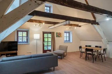 131m2 apartment to rent for 1885€/month in Westhavenkade, Vlaardingen