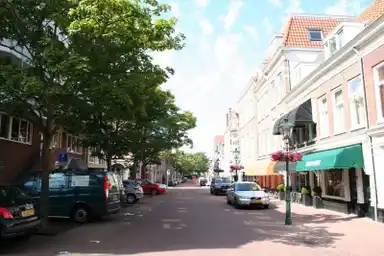 100m2 Appartamento in affitto per 2300€/mese a Frederikstraat 945, The Hague