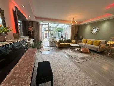 121m2 huis te huur voor 3200€/maand in Asserring, Amstelveen