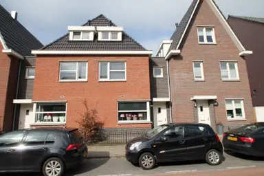 126m2 huis te huur voor 1525€/maand in Oldenzaalsestraat 139, Enschede