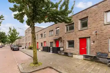 104m2 Casa in affitto per 2195€/mese a Verwoldestraat 1, The Hague
