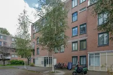 32μ² στούντιο προς ενοικίαση για 1100€/μήνα σε Jan Muschstraat 5, Amsterdam