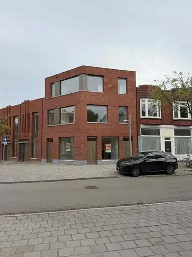 58m2 Appartamento in affitto per 1925€/mese a Meeuwerderweg, Groningen
