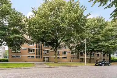 85m2 apartment to rent for 890€/month in Jacob van Campenweg 6, Rotterdam