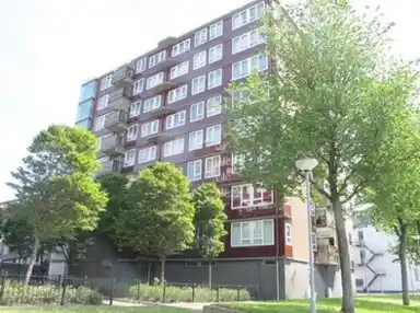 70m2 flat to rent for 910€/month in Baloeranstraat 19, Rotterdam