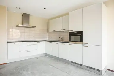 93m2 flat to rent for 1285€/month in Carnotstraat, Nijmegen