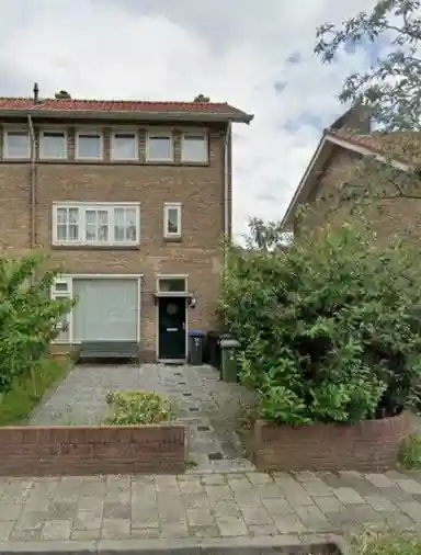 100m2 Appartement te huur voor 785€/maand in Vingboonsstraat, Hilversum
