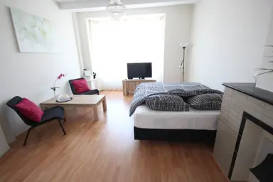 18m2 Kamer te huur voor 800€/maand in Laan van Meerdervoort, The Hague