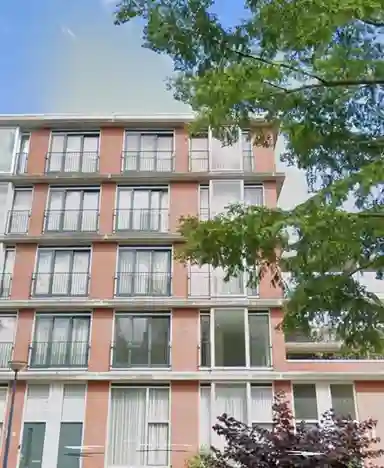 85m2 flat te huur voor 1150€/maand in Rengerskerkestraat, Amsterdam