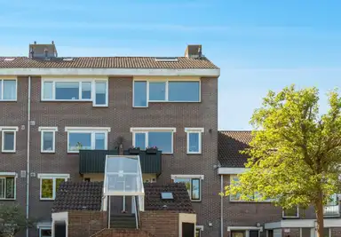 116m2 Appartement à louer pour 1950€/mois à Houtzaagmolen 143, Hoorn