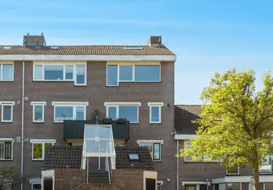116m2 apartment to rent for 1950€/month in Houtzaagmolen 143, Hoorn