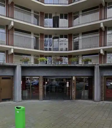 86m2 flat te huur voor 930€/maand in Albert Schweitzerplaats, Rotterdam