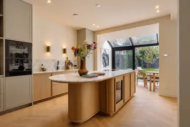 264μ² μονοκατοικία προς ενοικίαση για 13500€/μήνα σε Valeriusterras 6B, Amsterdam