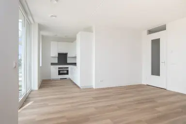 64μ² Διαμέρισμα προς ενοικίαση για 1204€/μήνα σε Spitskade, Helmond