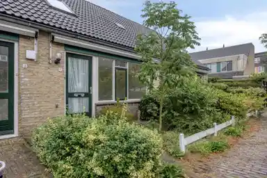 80m2 house to rent for 2025€/month in Lavendelstraat 5, Haarlem