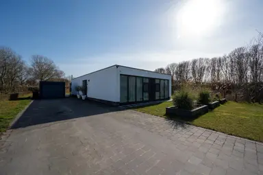 212m2 maison à louer pour 3495€/mois à Gerald Pearsonlaan, Almere