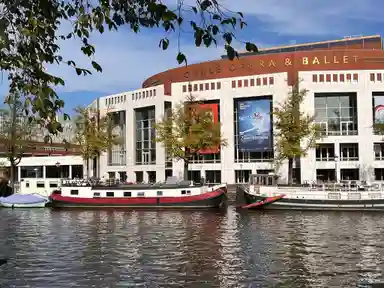 45m2 Haus zur Miete für 2500€/Monat in Amstel, Amsterdam