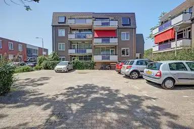 m2 apartment to rent for 649.72€/month in Adelaarshorst 70, Tilburg