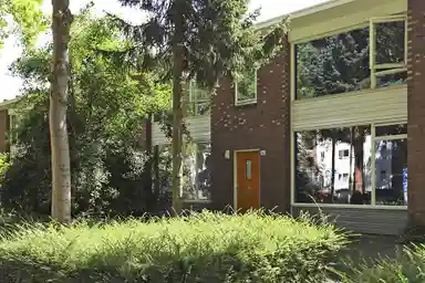 m2 maison à louer pour 929.25€/mois à Europalaan 92, Tilburg