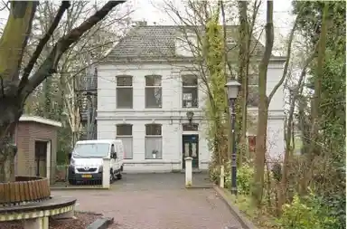 26m2 studio to rent for 1095€/month in Kasteelweg, Rotterdam