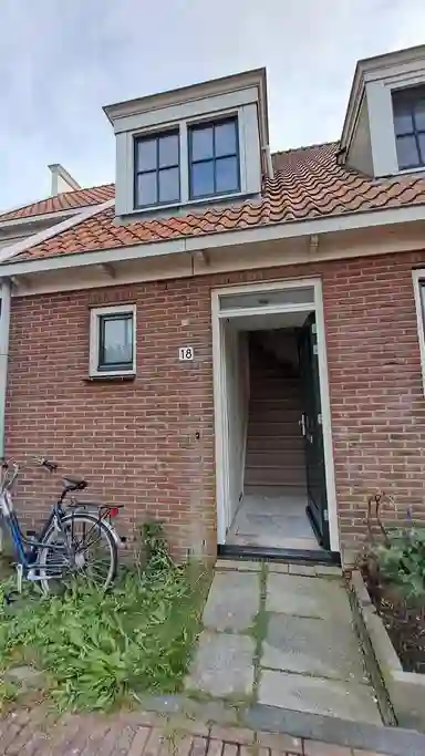 60.8m2 Appartement te huur voor 600€/maand in Veenderijgouw 18, Broek in Waterland