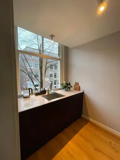 64m2 flat to rent for 2250€/month in Oudezijds Achterburgwal 1941, Amsterdam