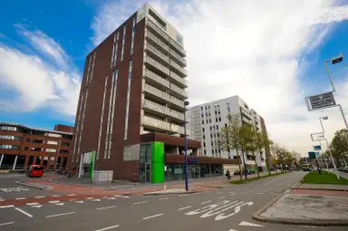 103m2 apartment to rent for 1650€/month in Spoorstraat, Hilversum