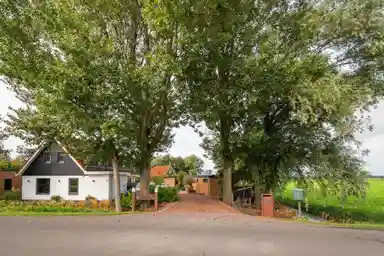 109m2 house to rent for 2500€/month in Grote Sloot 95, Burgerbrug